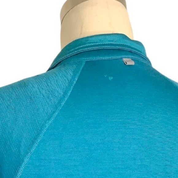 Nike Dri-fit 1/4 Zip Pullover - Picture 7 of 8